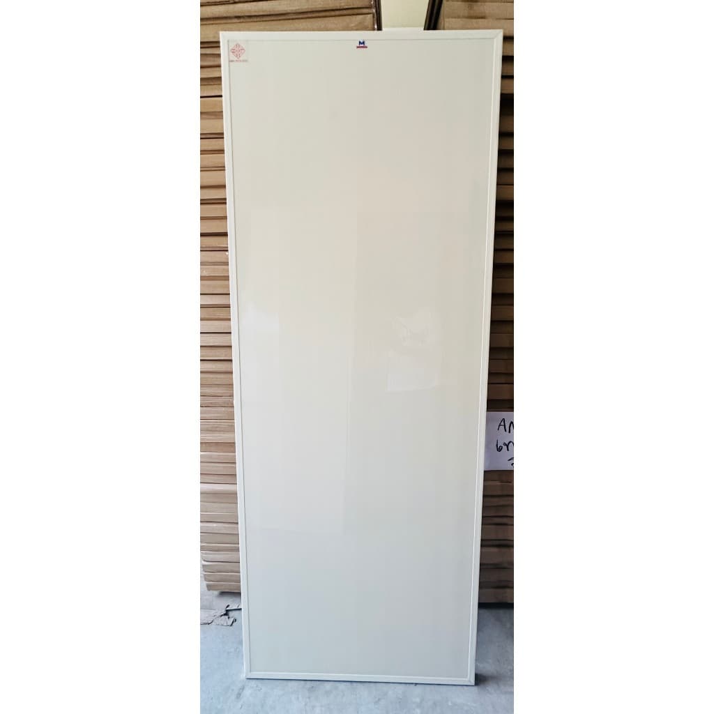 บานประตู PVC ( มอก.) สีครีม ขนาด 70 x 180 cm (ไม่เจาะรูลูกบิด)ราคาถูก (สินค้าล้างสต็อก ราคาพิเศษ)